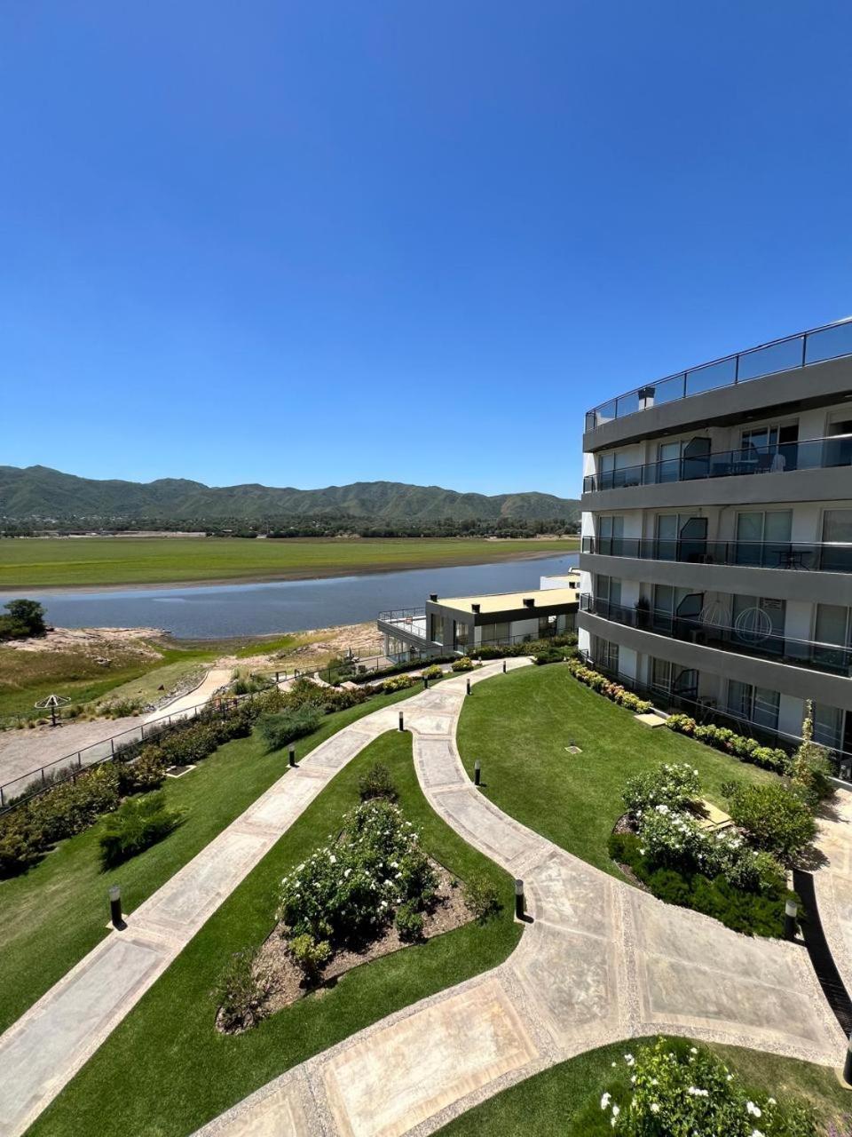 Apartment Departamento Complejo Veneto Village Vista Al *